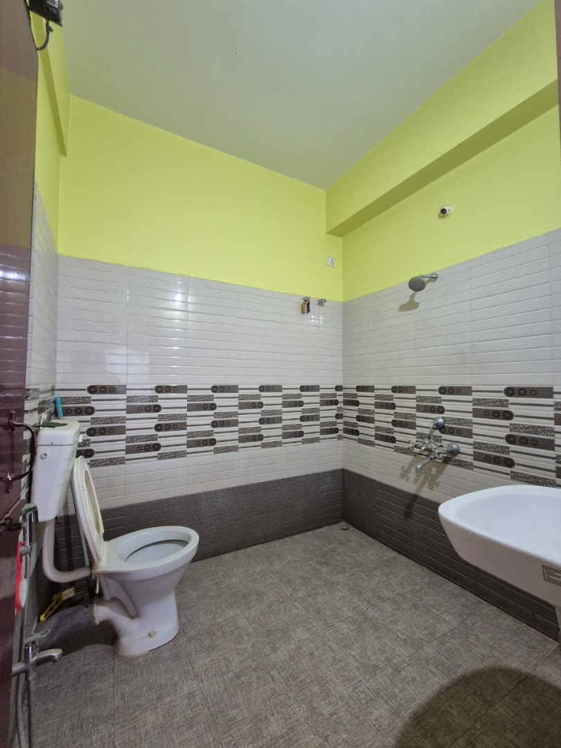 Unfurnished 2bhk in Kahilipara, Guwahati, Assam, India for Rent